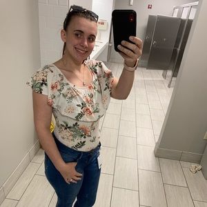 Meet your Posher, Cassie